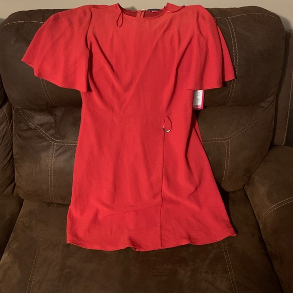 Vince Camuto Dresses & Skirts - Vince Camuto Red Flutter Sleeve Sheath Dress